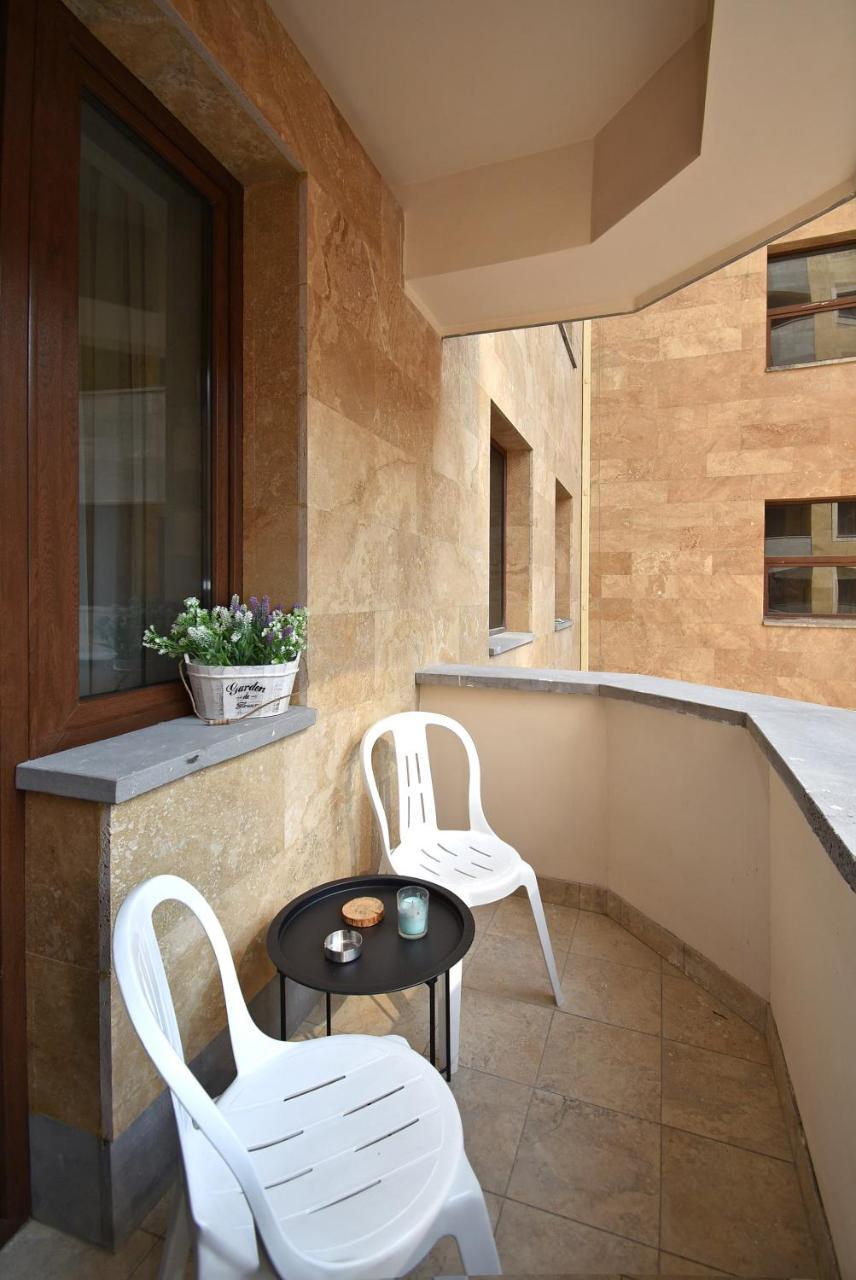 Yerevan4You Patio Εξωτερικό φωτογραφία
